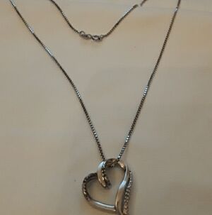 925 silver floating heart necklace